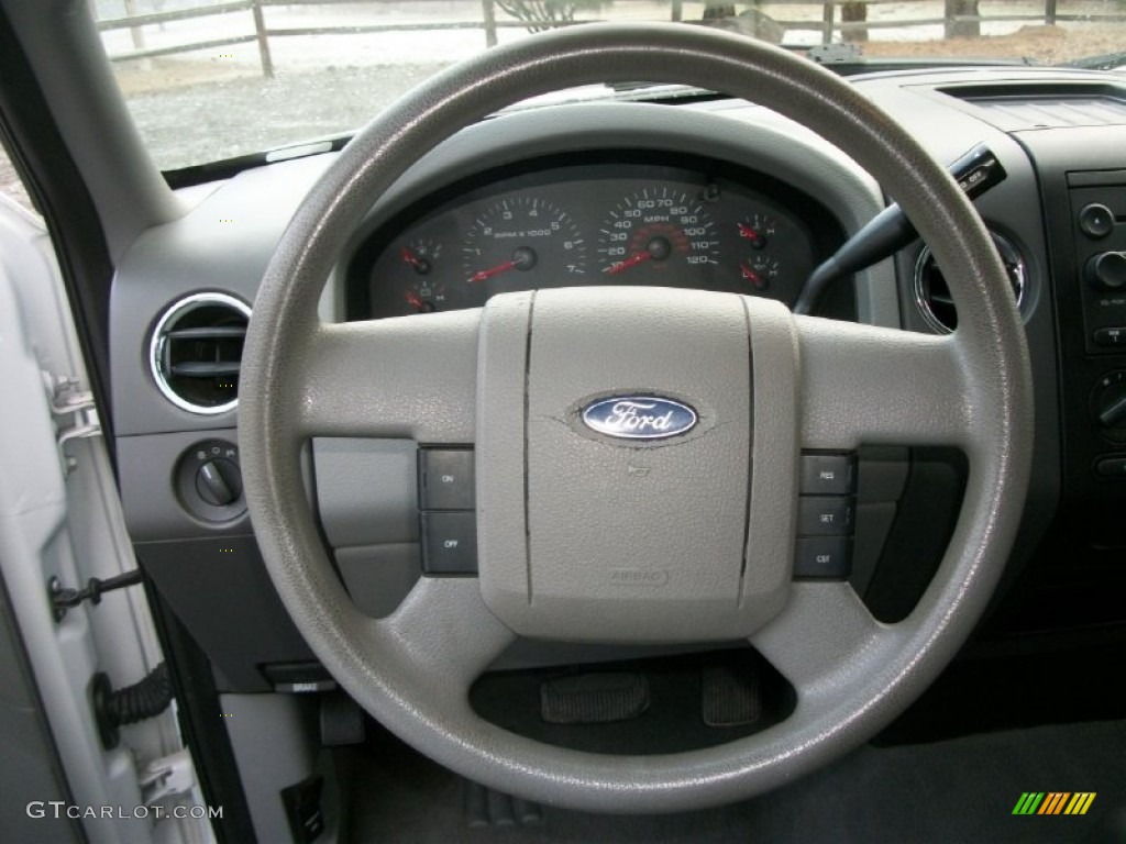 2007 Ford F150 XLT SuperCrew 4x4 Medium/Dark Flint Steering Wheel Photo #74735506