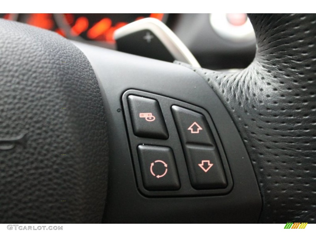 2011 BMW 1 Series 135i Coupe Controls Photo #74741353