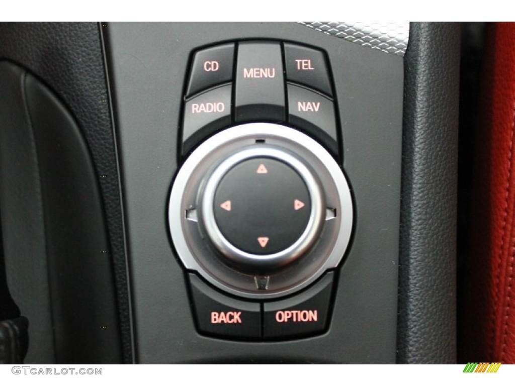 2011 BMW 1 Series 135i Coupe Controls Photo #74741588