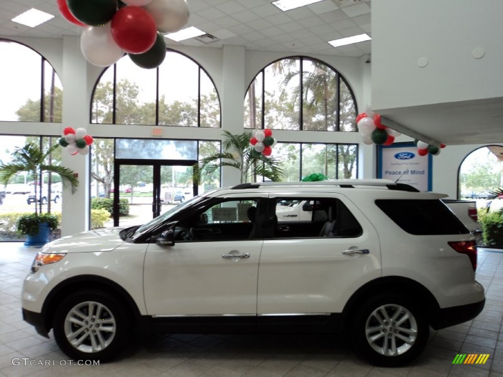 2012 Explorer XLT EcoBoost - White Platinum Tri-Coat / Medium Light Stone photo #11