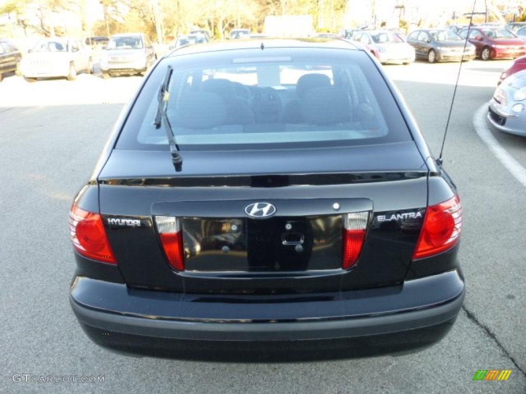 2006 Elantra GLS Hatchback - Ebony Black / Gray photo #6