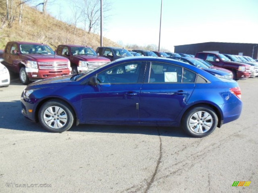 2013 Cruze LS - Blue Topaz Metallic / Jet Black/Medium Titanium photo #5