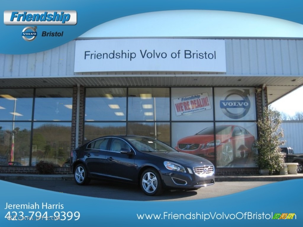 Caspian Blue Metallic Volvo S60