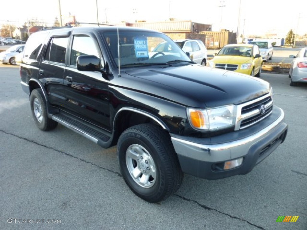 1999 4Runner SR5 4x4 - Black / Oak photo #1