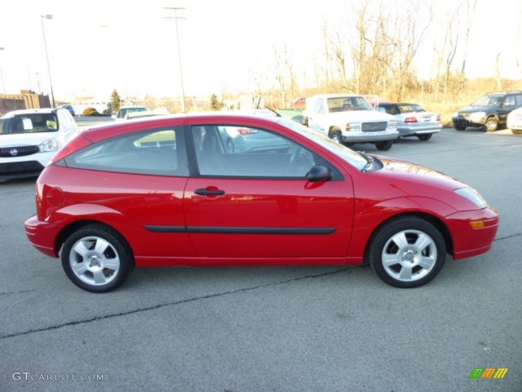 Infra-Red 2004 Ford Focus ZX3 Coupe Exterior Photo #74743969