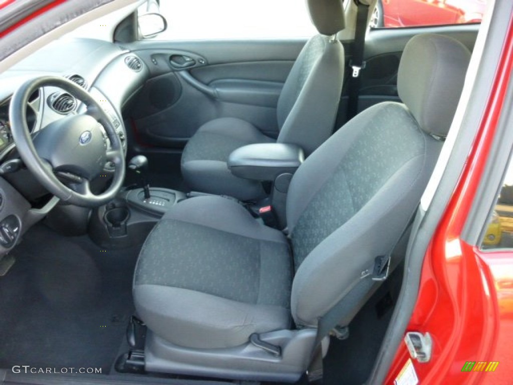 2004 Ford Focus ZX3 Coupe Front Seat Photo #74744238