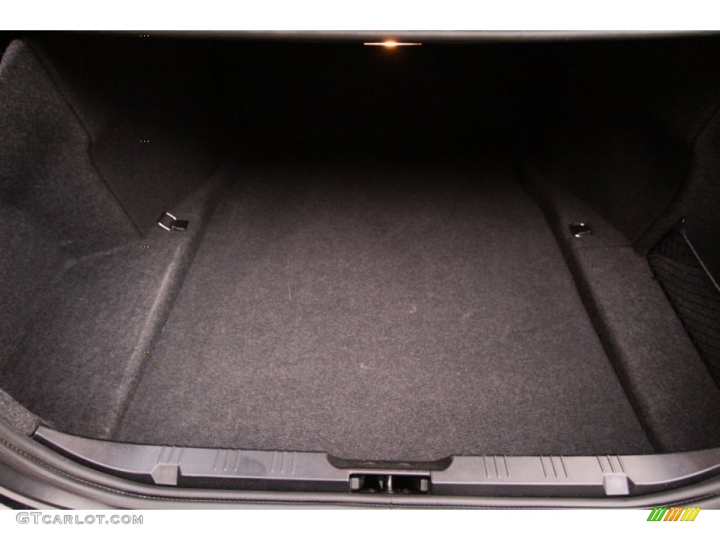 2008 BMW 5 Series 535xi Sedan Trunk Photo #74744884