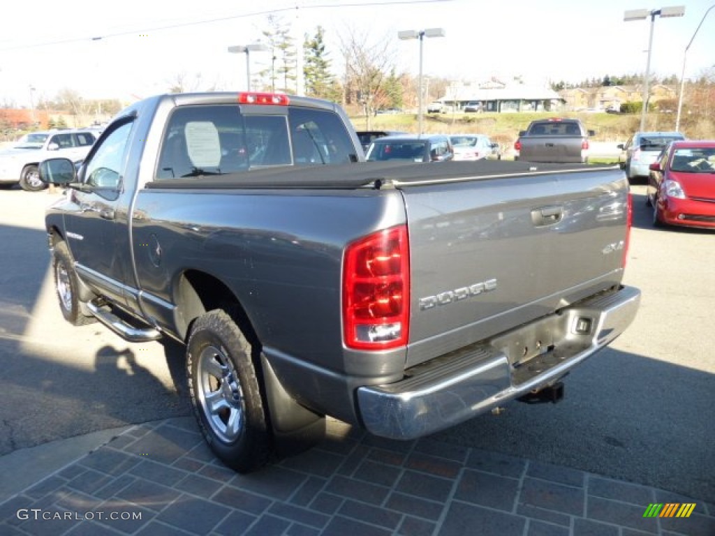 2004 Ram 1500 ST Regular Cab 4x4 - Graphite Metallic / Dark Slate Gray photo #5