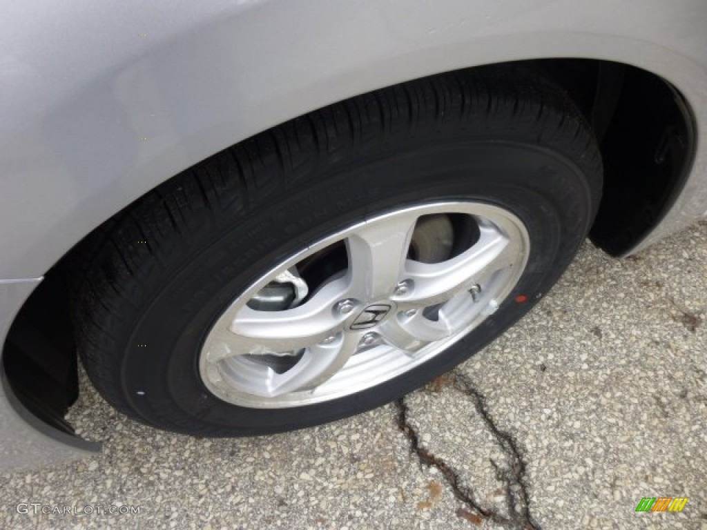 2012 Honda Civic NGV Sedan Wheel Photos