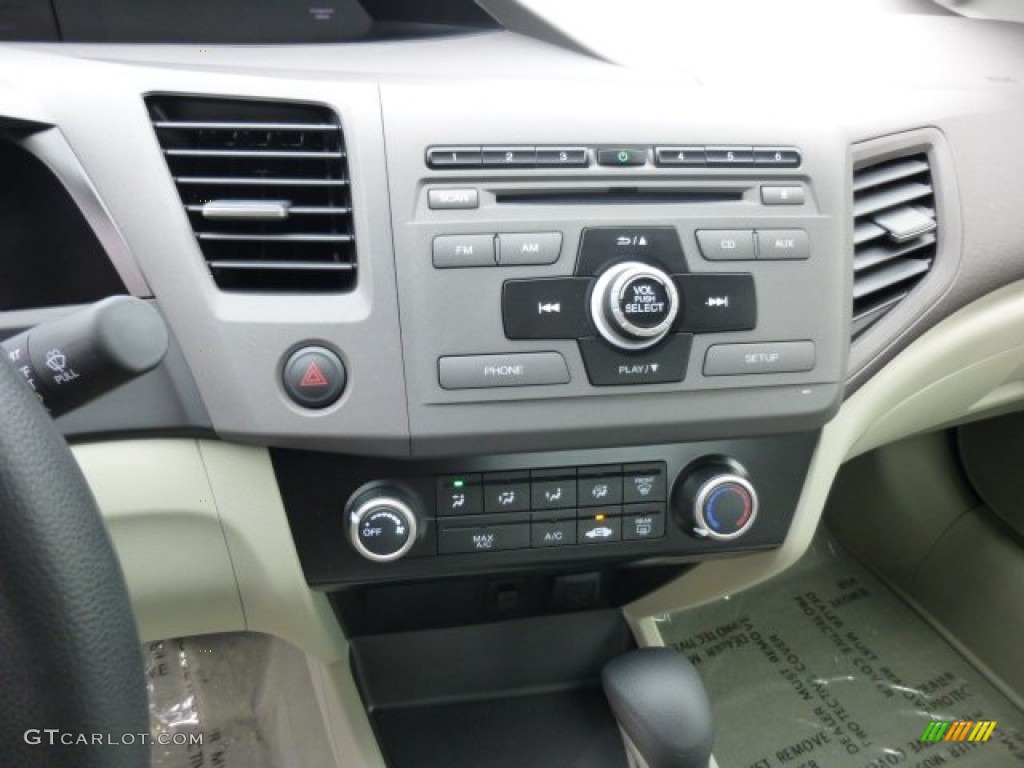 2012 Honda Civic NGV Sedan Controls Photo #74749164