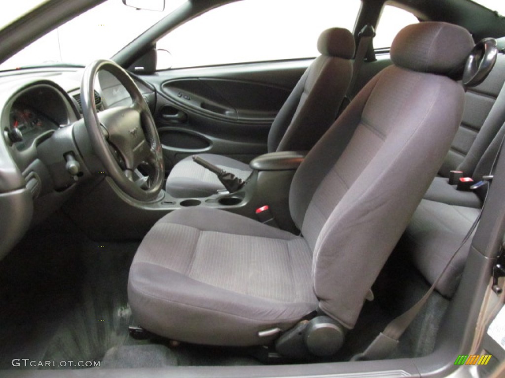 Medium Graphite Interior 2001 Ford Mustang V6 Coupe Photo #74753260