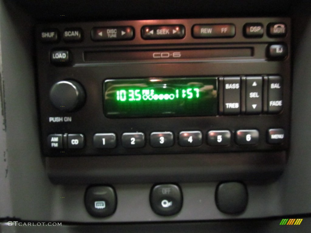 2001 Ford Mustang V6 Coupe Audio System Photos
