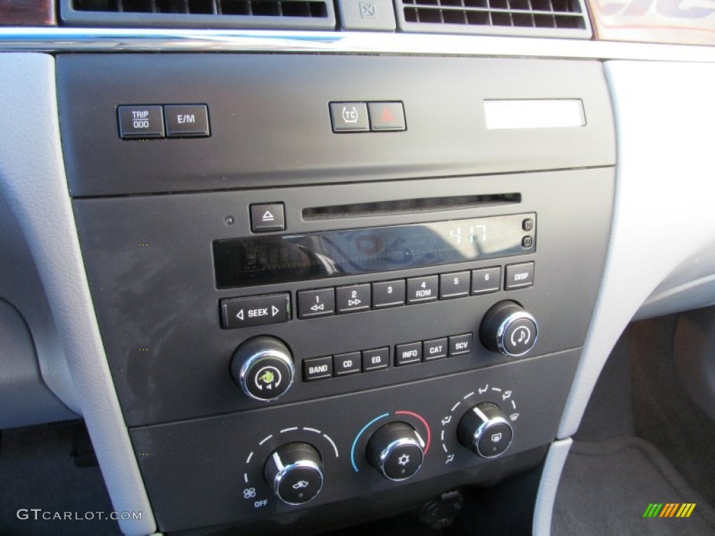 2007 Buick LaCrosse CX Controls Photo #74755315