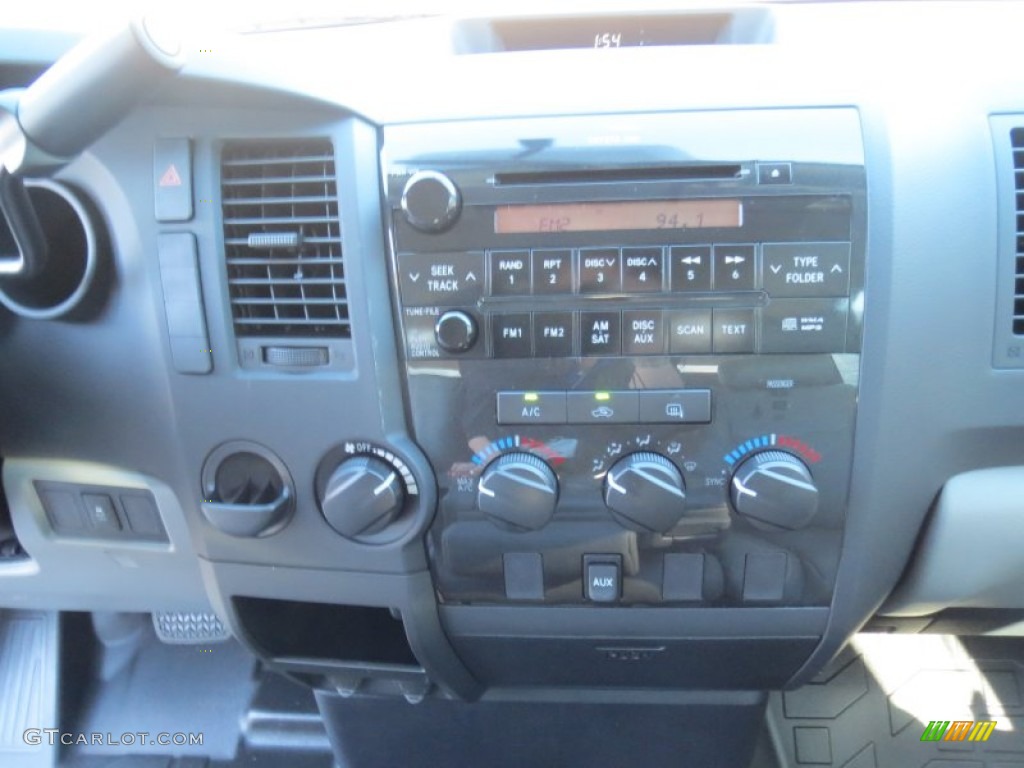 2013 Tundra Double Cab - Silver Sky Metallic / Graphite photo #23