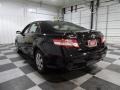Black - Camry LE Photo No. 5