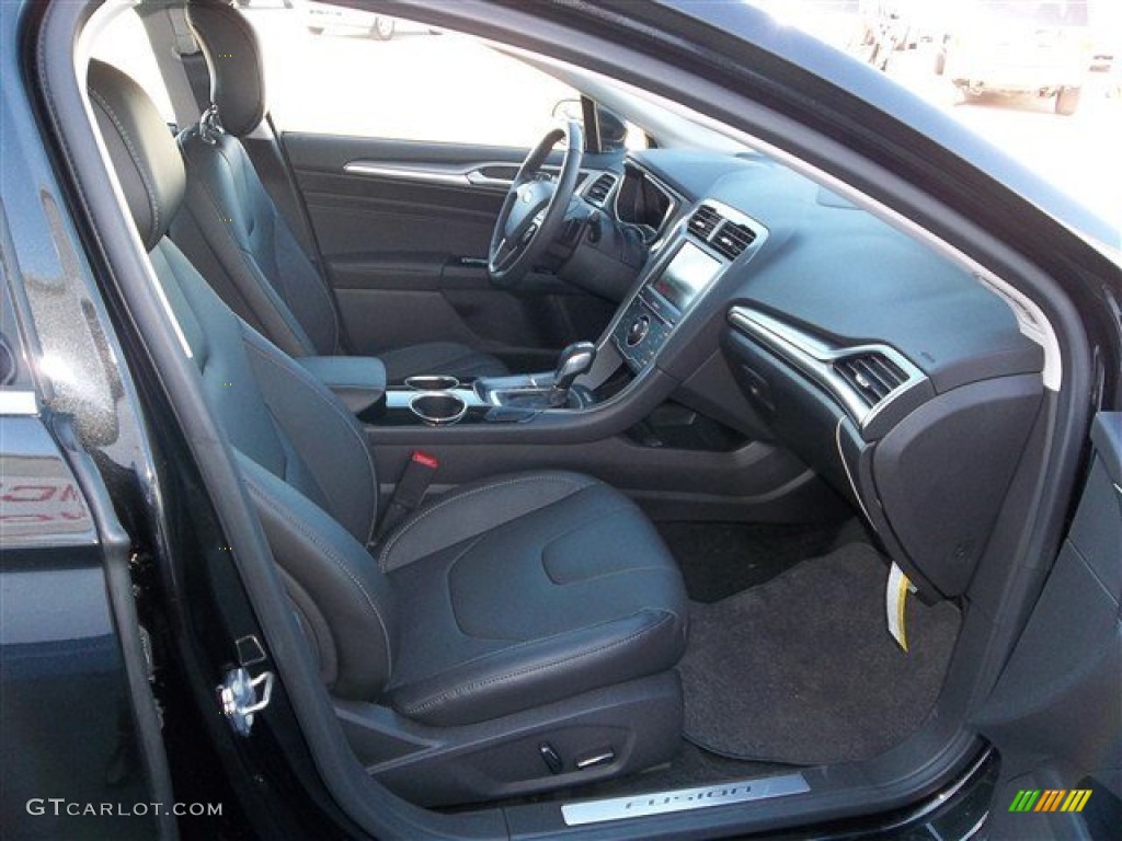 2013 Fusion Titanium - Tuxedo Black Metallic / Charcoal Black photo #13