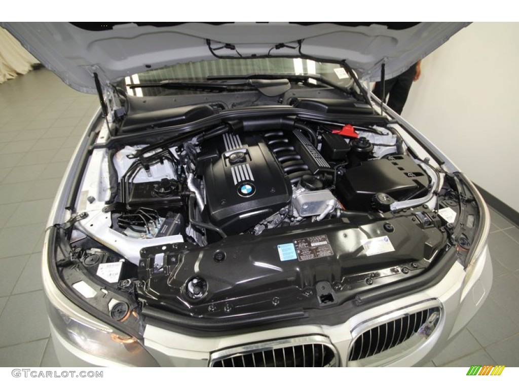 2010 BMW 5 Series 528i Sedan 3.0 Liter DOHC 24-Valve VVT Inline 6 Cylinder Engine Photo #74762506
