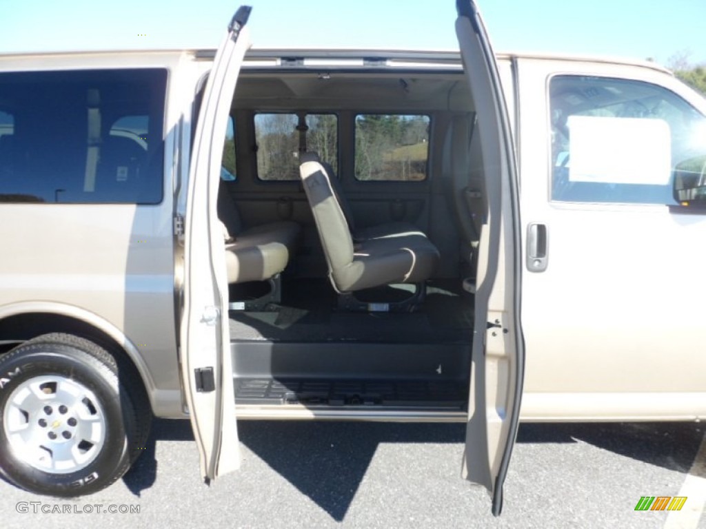 2013 Express LT 1500 AWD Passenger Van - Sandstone Metallic / Neutral photo #31