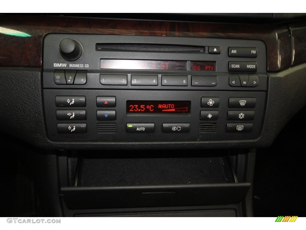 2005 BMW 3 Series 330i Convertible Audio System Photo #74763991