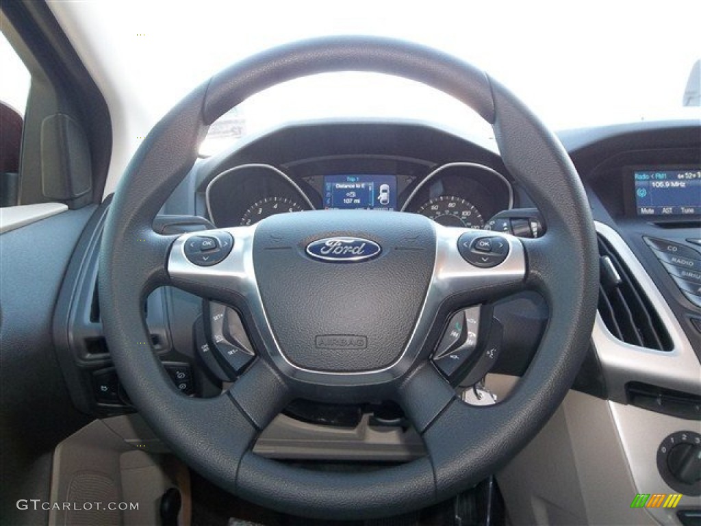 2013 Focus SE Hatchback - Ruby Red / Medium Light Stone photo #18