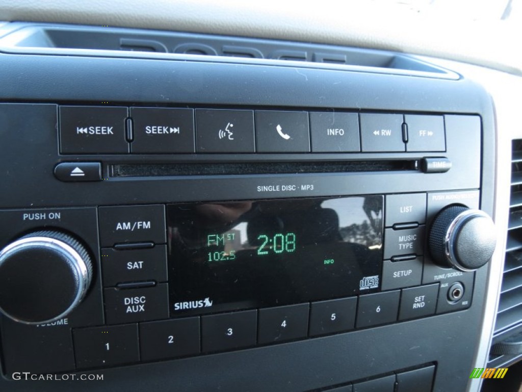 2011 Ram 1500 SLT Quad Cab - Bright Silver Metallic / Dark Slate Gray/Medium Graystone photo #22