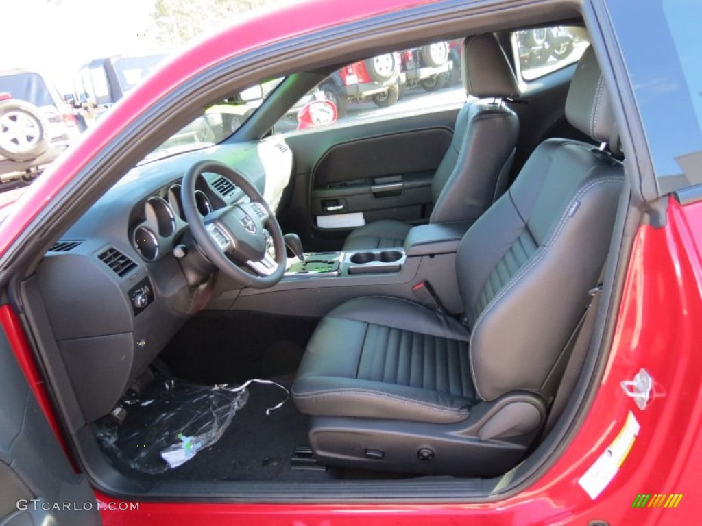 2013 Challenger SXT Plus - Redline 3-Coat Pearl / Dark Slate Gray photo #10