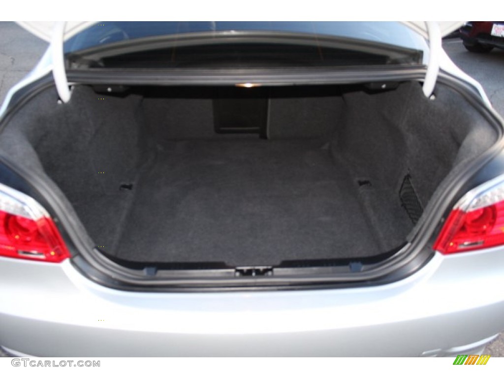 2008 BMW 5 Series 535xi Sedan Trunk Photo #74776393