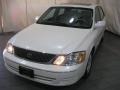 Diamond White Pearl 2000 Toyota Avalon XL