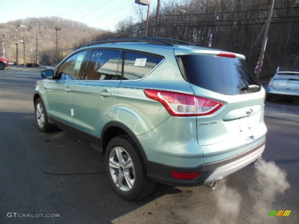 2013 Escape SE 2.0L EcoBoost 4WD - Frosted Glass Metallic / Charcoal Black photo #6