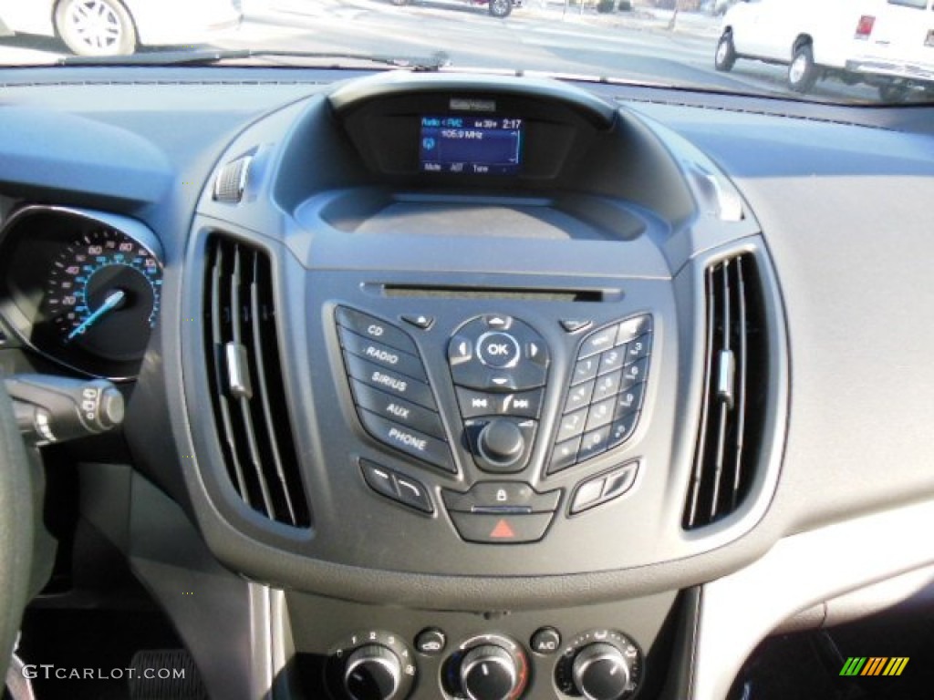 2013 Escape SE 2.0L EcoBoost 4WD - Frosted Glass Metallic / Charcoal Black photo #14