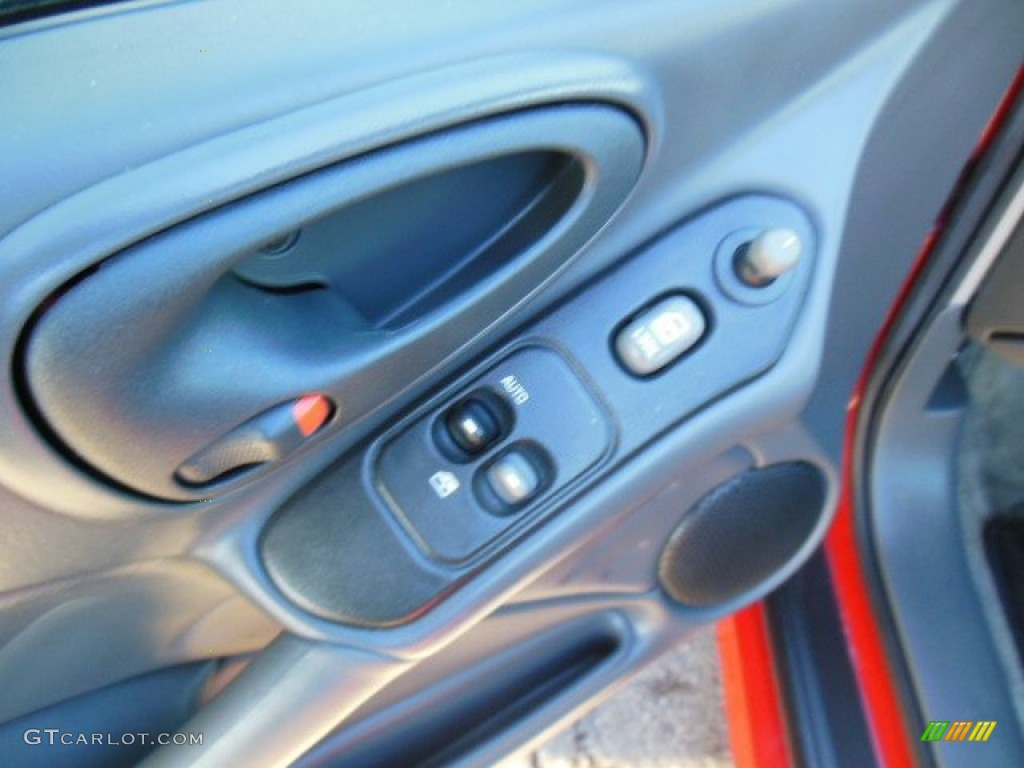 2004 Grand Am GT Coupe - Victory Red / Dark Pewter photo #14