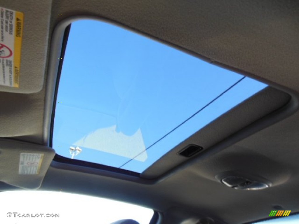 2004 Pontiac Grand Am GT Coupe Sunroof Photo #74779351