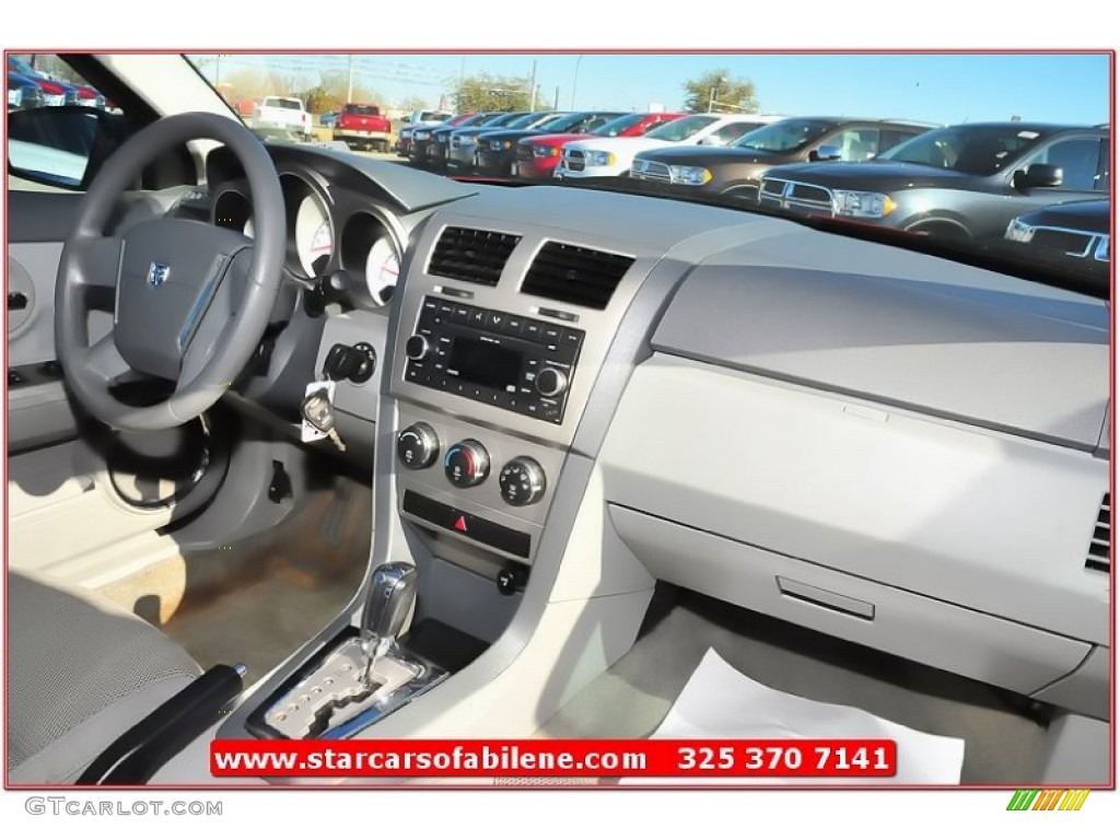 2008 Avenger SXT - Sunburst Orange Pearl / Dark Slate Gray/Light Slate Gray photo #21