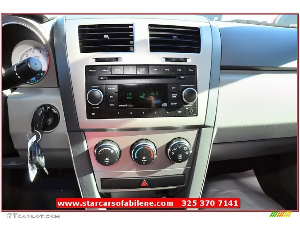 2008 Avenger SXT - Sunburst Orange Pearl / Dark Slate Gray/Light Slate Gray photo #24