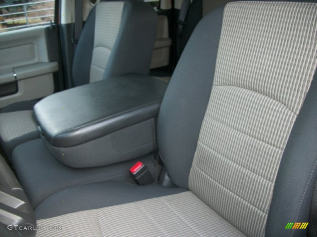 2011 Ram 1500 SLT Quad Cab 4x4 - Flame Red / Dark Slate Gray/Medium Graystone photo #8