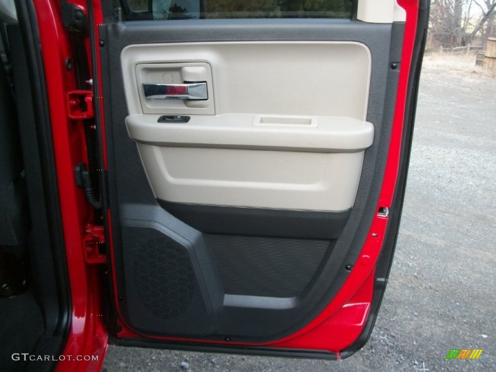 2011 Ram 1500 SLT Quad Cab 4x4 - Flame Red / Dark Slate Gray/Medium Graystone photo #26