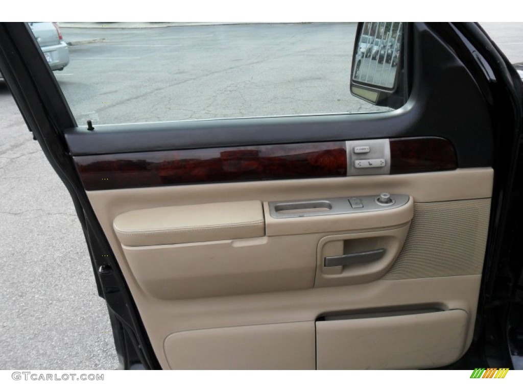 2005 Aviator Luxury AWD - Black / Camel photo #14