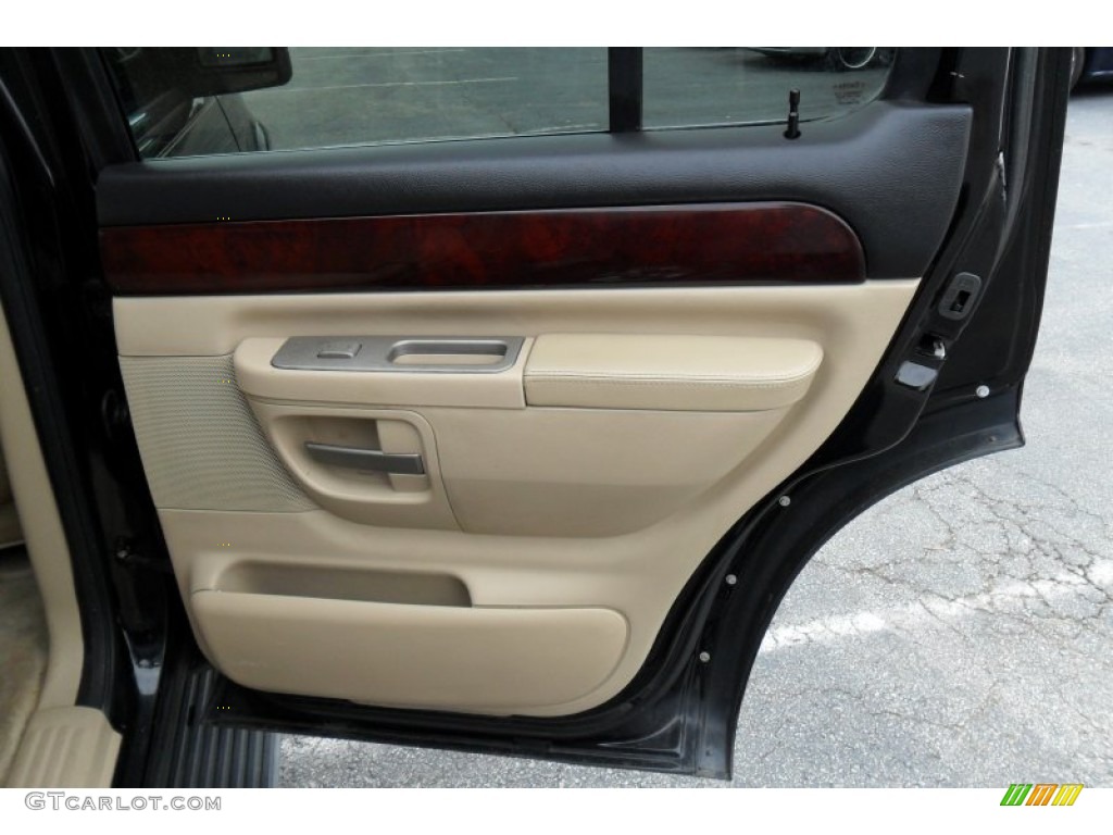 2005 Aviator Luxury AWD - Black / Camel photo #19