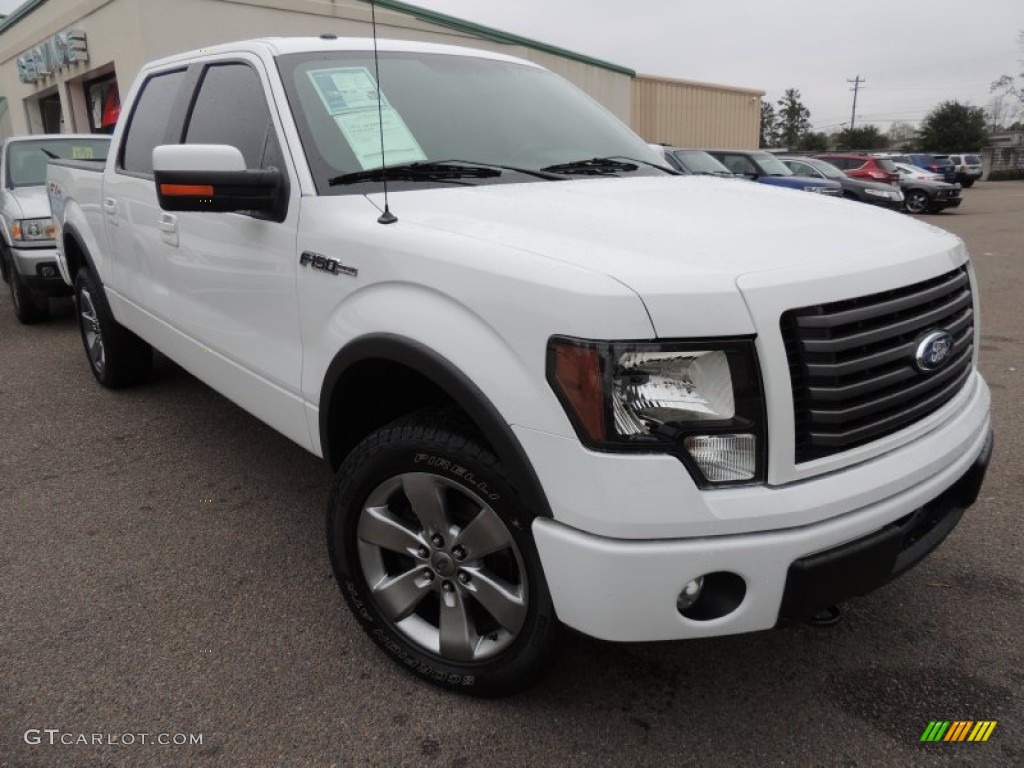 2011 F150 FX4 SuperCrew 4x4 - Oxford White / Black photo #1