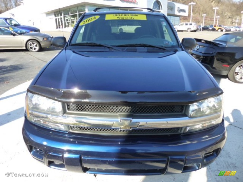 2004 TrailBlazer LS 4x4 - Indigo Blue Metallic / Medium Pewter photo #8