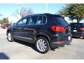 Deep Black Metallic - Tiguan SE Photo No. 3