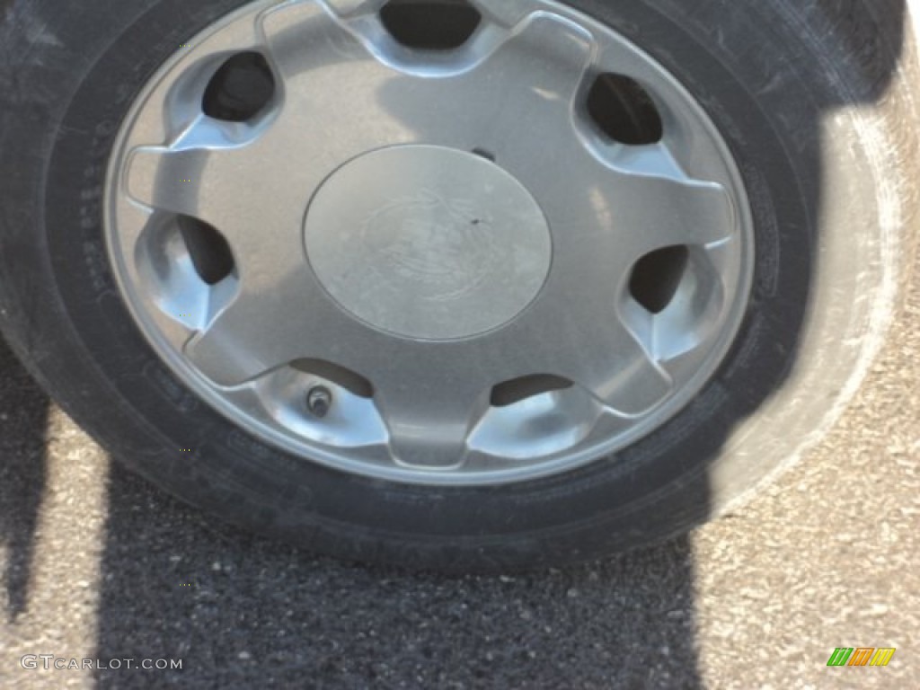 2001 Cadillac DeVille DHS Sedan Wheel Photo #74790280