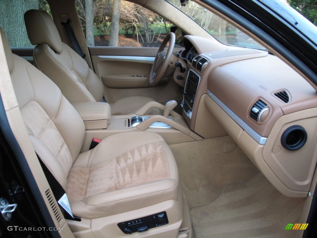 Havanna/Havanna Alcantara Interior 2010 Porsche Cayenne GTS Photo #74790411