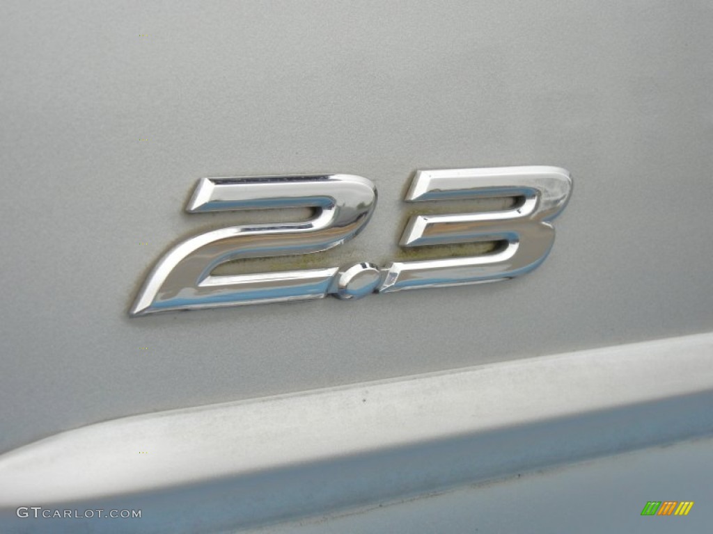 2009 Mazda MAZDA3 s Sport Sedan Marks and Logos Photos