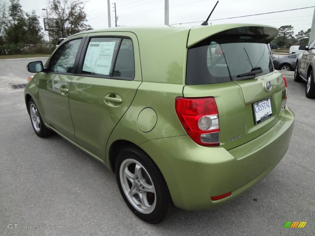 2009 xD  - Electric Wasabi / Charcoal Gray photo #3