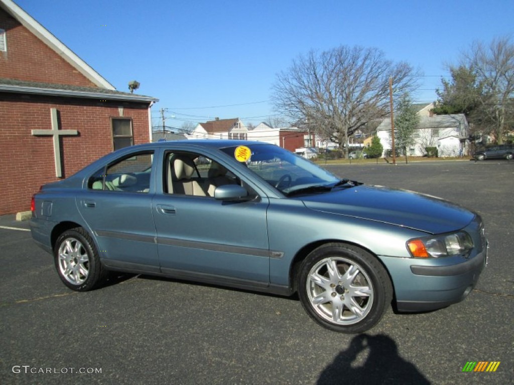 2004 S60 2.5T AWD - Platinum Green Metallic / Taupe/Light Taupe photo #10