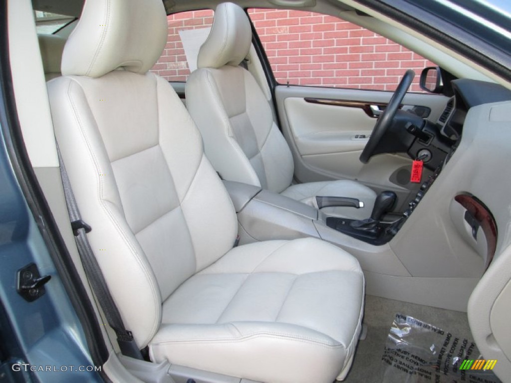 2004 S60 2.5T AWD - Platinum Green Metallic / Taupe/Light Taupe photo #14