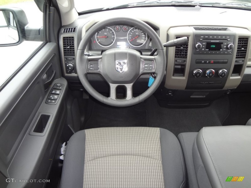 2012 Ram 1500 Express Quad Cab - Bright Silver Metallic / Dark Slate Gray/Medium Graystone photo #6