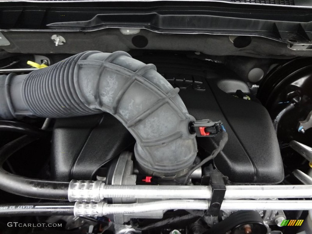 2012 Ram 1500 Express Quad Cab - Bright Silver Metallic / Dark Slate Gray/Medium Graystone photo #16