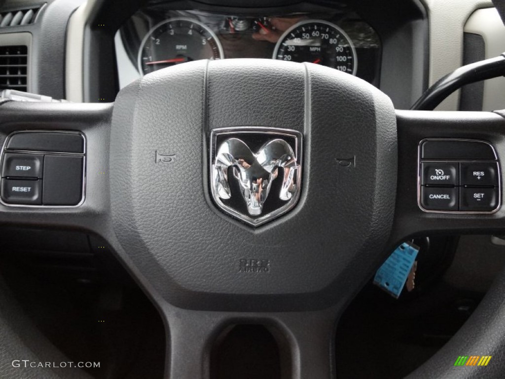 2012 Ram 1500 Express Quad Cab - Bright Silver Metallic / Dark Slate Gray/Medium Graystone photo #22
